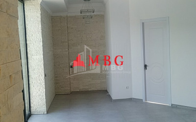 For Sale Flat, in Navtlughi