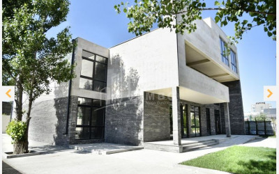 For Sale Building Commercial, in Digomi Massive