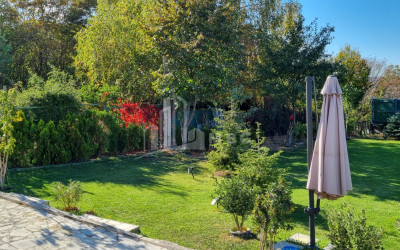 Продается Дом - Вилла В Коджори, Мтацминда Район