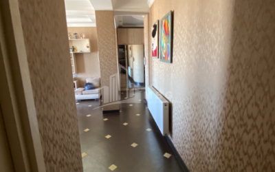 For Sale Flat, in Surrounding area of metro Guramishvili