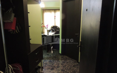 For Sale Flat, in Nutsubidze micro-districts (I-V)