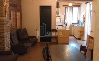 В аренду Квартира, в Мтацминда