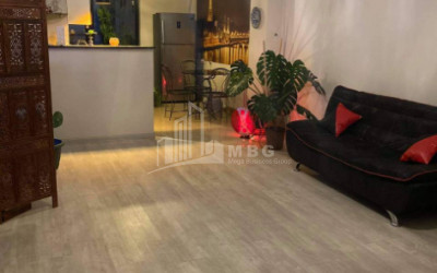 For Sale Flat, in Isani