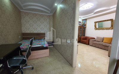 For Rent Flat, in Gldani Massive