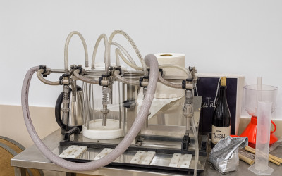 იყიდება კომერციული ფართი დოესი კასპი შიდა ქართლი