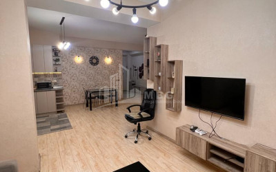 For Sale For office Commercial, in Saburtalo