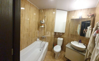 For Sale Flat, in Isani