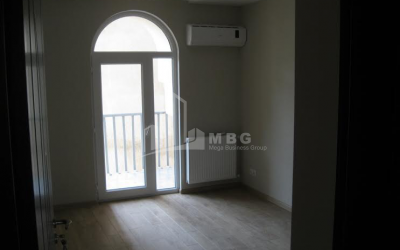 For Rent Hotel - Resort Commercial, in Chugureti District