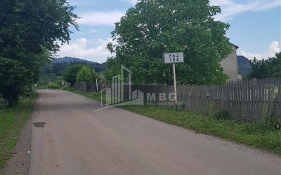 იყიდება სააგარაკე მიწის ნაკვეთი, ტბა