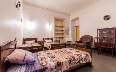 Продается Квартира, в Мтацминда