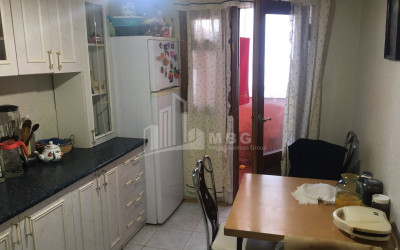 For Sale Flat, in Nutsubidze micro-districts (I-V)