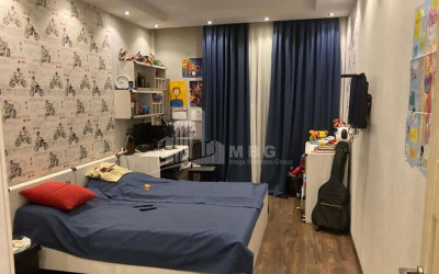 For Sale Flat, in Nadzaladevi