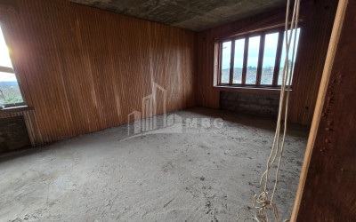 იყიდება ძველი აშენებული სახლი - აგარაკი ზემო ნატანებში, ოზურგეთი