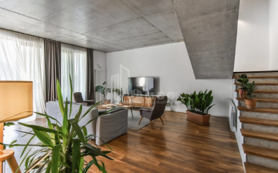 For Sale House - Villa, in Okrokana