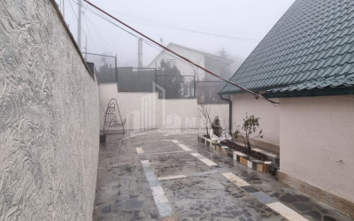 Продается Дом - Вилла В Коджори, Мтацминда Район