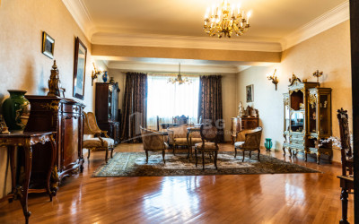 For Sale Flat, I. Chavchavadze Avenue, Vake, Vake District, Tbilisi