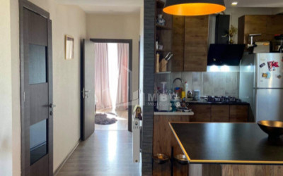 იყიდება ბინა, ვაზისუბანი