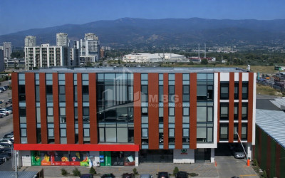 For Rent Commercial On A. Beliashvili Street, დიღმის მასივი