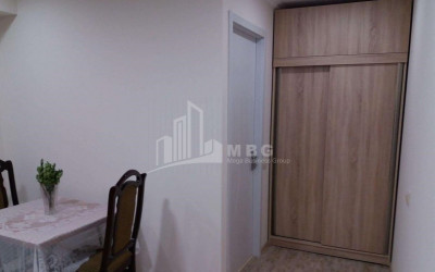 იყიდება ბინა, ვაკე