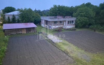 იყიდება ბიზნესი კომერციული ფართი თელავი კახეთი