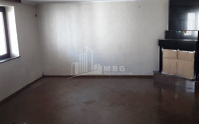 იყიდება ბინა, ბათუმი