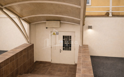 For Rent Universal Commercial On A. Mitskevich Street, საბურთალო