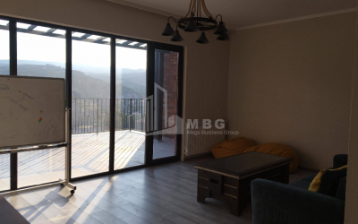 For Rent For office Commercial, in Isani