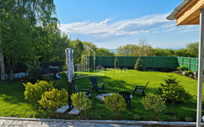 Продается Дом - Вилла В Коджори, Мтацминда Район