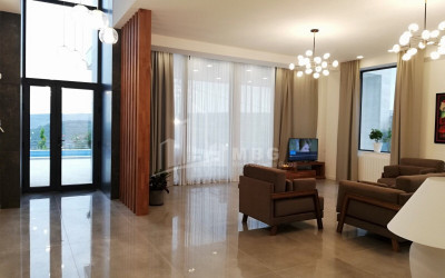 იყიდება სახლი - აგარაკი, ოქროყანა