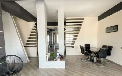 იყიდება ბინა, საბურთალო