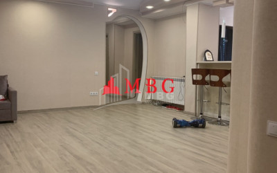 Продается Дом - Вилла, в Сабуртало