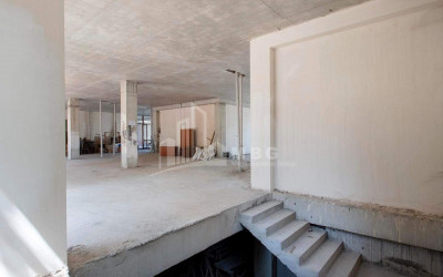 For Rent Витражный фасад Commercial, in Chugureti