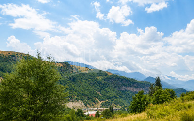იყიდება სამოსახლო მიწის ნაკვეთი სოფელ მლეთაში, დუშეთი