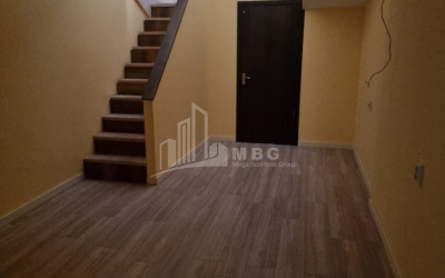 For Sale Building Commercial, in Isani