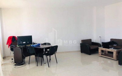 ქირავდება ვიტრაჟული ტიპის კომერციული ფართი, ნუცუბიძის მიკროები (I-V)