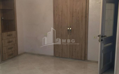 გირავდება ბინა, გარეთუბანი