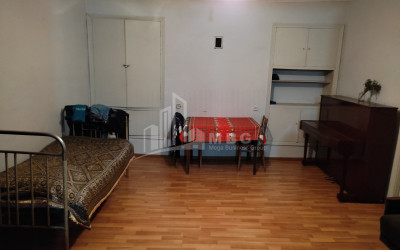 For Sale Flat, in Isani