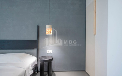 Продается Квартира, в Мтацминда