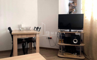 For Sale Flat, in Isani