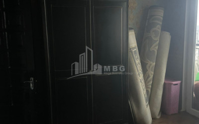 იყიდება ბინა, დიღმის მასივი