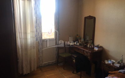 For Sale Flat, in Nutsubidze micro-districts (I-V)