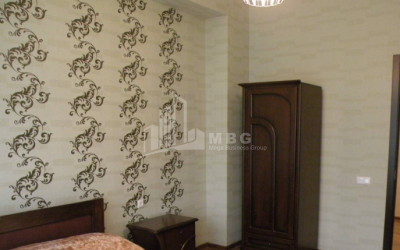 For Sale Flat, in Isani District