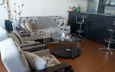 იყიდება ბინა, გლდანის მასივი