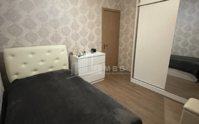 For Sale Flat, in Bagebi