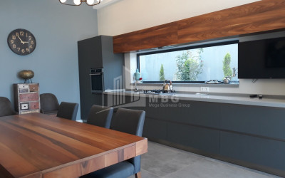 იყიდება სახლი - აგარაკი, ოქროყანა