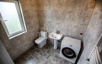 For Sale House - Villa, in Okrokana