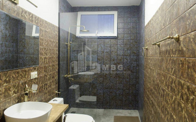 For Sale Flat, in Okros ubani