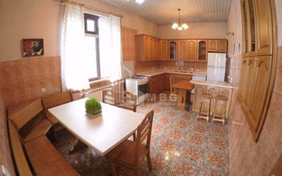 For Sale Building Commercial, in Saburtalo