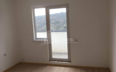 For Sale Flat, in Isani