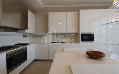 Продается Квартира, в Сололаки